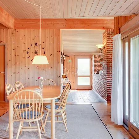 Hébergement de vacances Neja - 400m From The Sea By Interhome