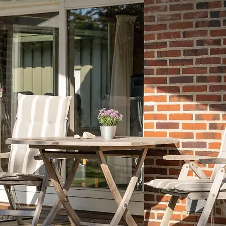 Neja - 400m From The Sea By Interhome *