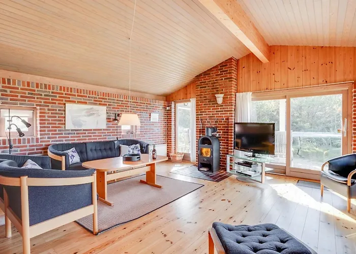 Neja - 400m From The Sea By Interhome *