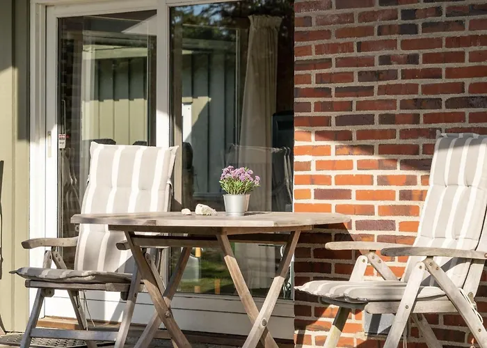 Neja - 400m From The Sea By Interhome *